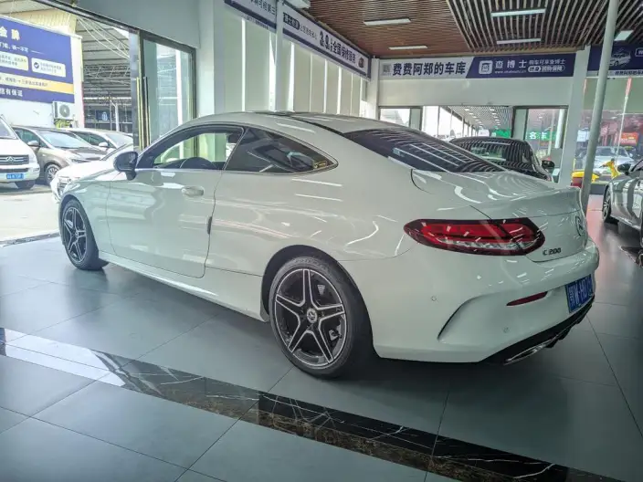 Mercedes-Benz C-Class Imported 2020 Model C 200 Coupe – фото 4