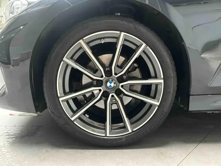 BMW 3 Series 2023 Model 320Li M Sports Set – фото 10