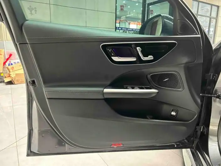 Mercedes-Benz C-Class 2022 Model C 200 L Sports Edition – фото 8