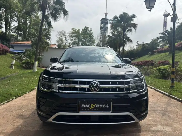 Volkswagen Teramont 2023 Model Facelift 380TSI 4WD Respect Deluxe Edition – фото 2