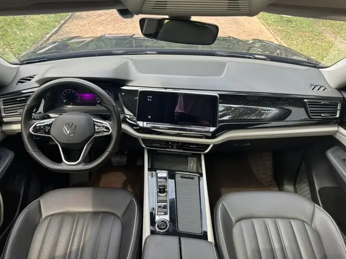 Volkswagen Teramont 2023 Model Facelift 380TSI 4WD Respect Deluxe Edition – фото 8