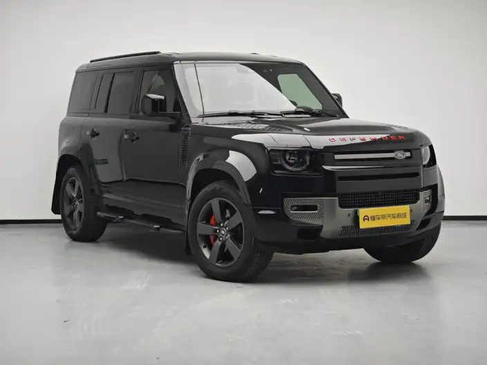 Land Rover Defender 2025 Model 110 3.0T P400 HSE X-Dynamic – фото 3