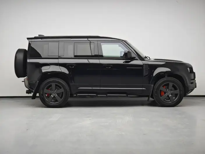 Land Rover Defender 2025 Model 110 3.0T P400 HSE X-Dynamic – фото 8