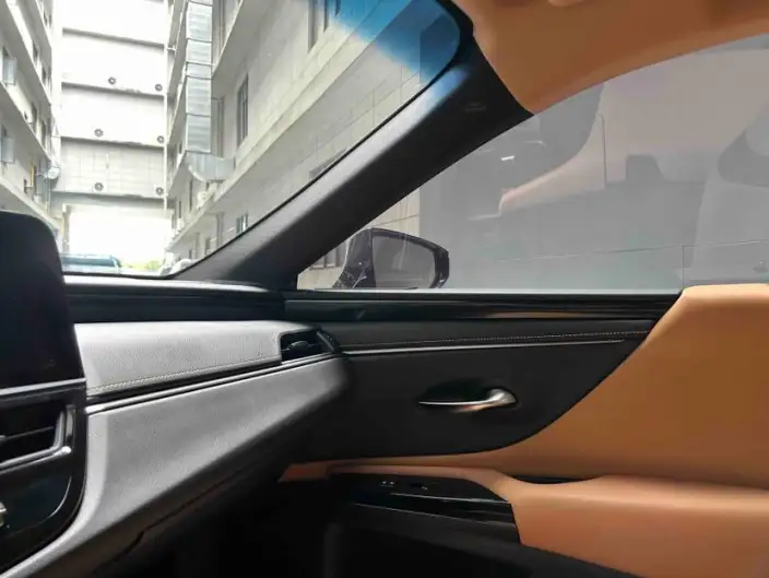 Lexus ES 2022 Model 200 Superior Edition – фото 8