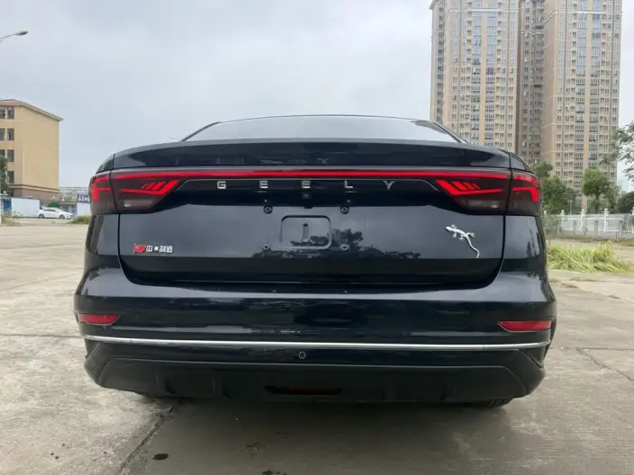 Geely Emgrand 2022 Model No. 4 Gen 1.5L CVT Noble Model – фото 6