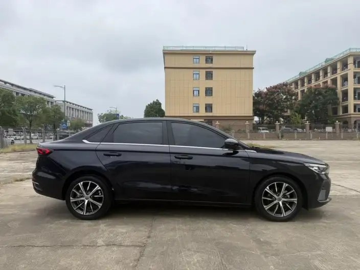 Geely Emgrand 2022 Model No. 4 Gen 1.5L CVT Noble Model – фото 8