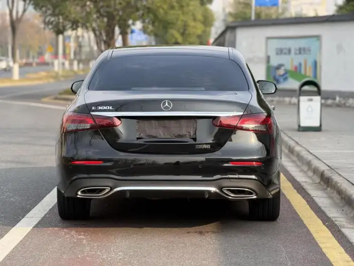 Mercedes-Benz E-Class 2021 Model Facelift E 300 L Fashion Model sedan – фото 5