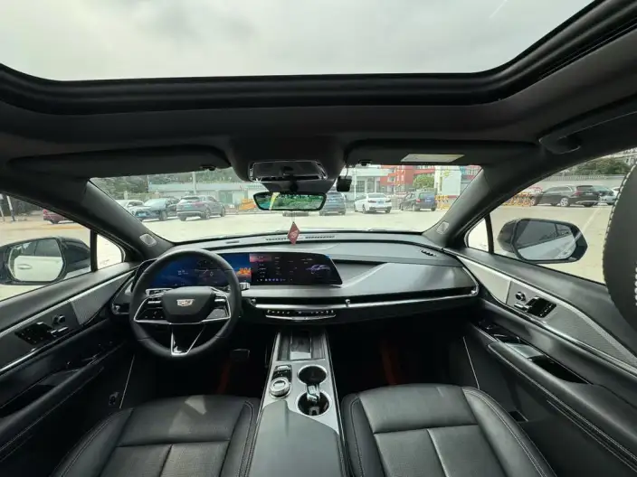 Cadillac XT5 2025 Model 28T 4WD Noble Model – фото 7