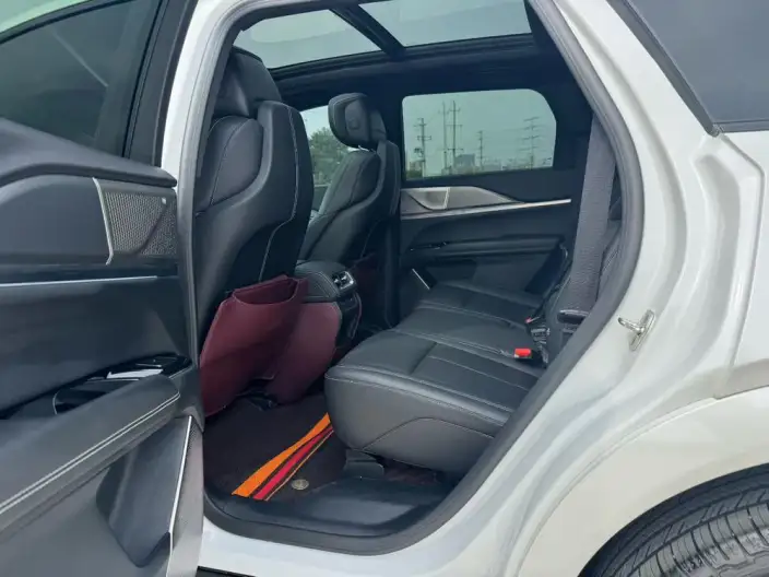 Cadillac XT5 2025 Model 28T 4WD Noble Model – фото 9