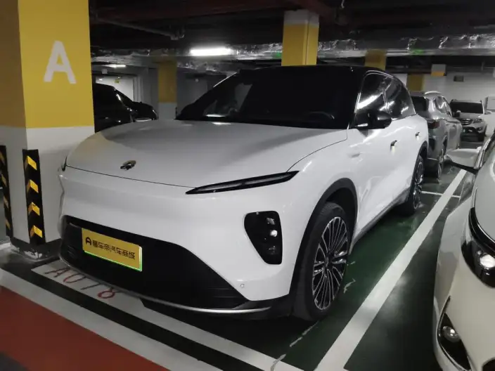NIO ES8 2023 Model 75kWh Executive Edition – фото 1