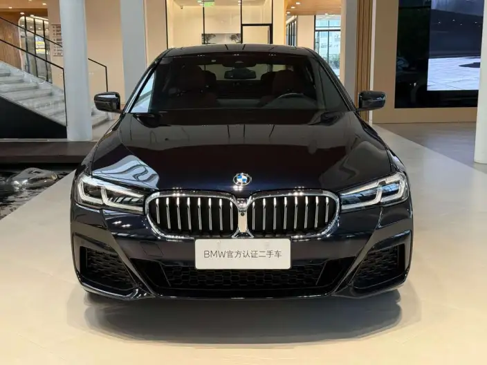 BMW 5 Series 2021 Model 525Li M Sports Set – фото 2