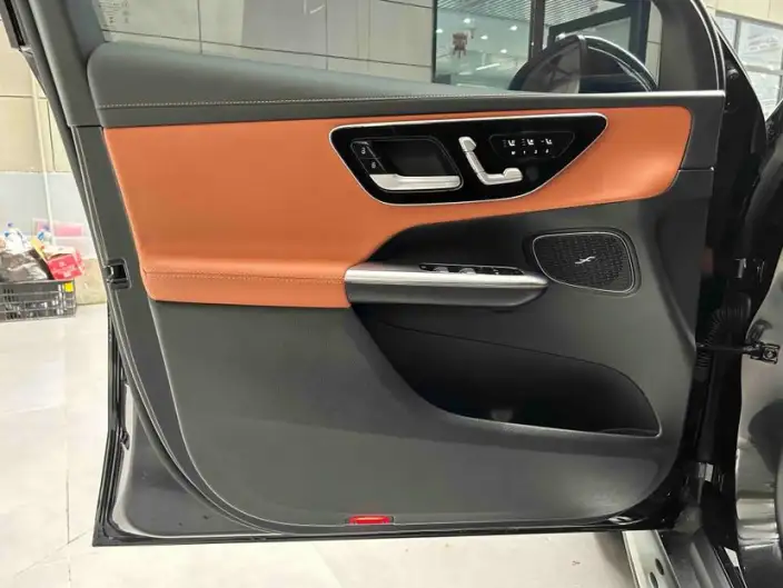 Mercedes-Benz GLC 2024 Model GLC 300 L 4MATIC Dynamic Model 5 seat – фото 7