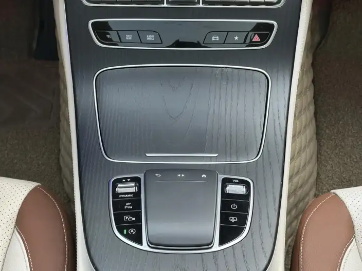 Mercedes-Benz E-Class 2023 Model E 300 L Luxury Model sedan – фото 7