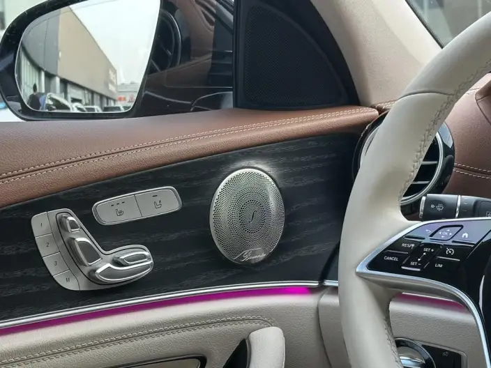 Mercedes-Benz E-Class 2023 Model E 300 L Luxury Model sedan – фото 8