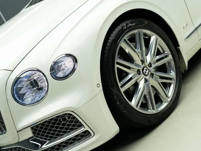 Continental Flying Spur 2022 Model 4.0T V8 Standard Edition – фото 7
