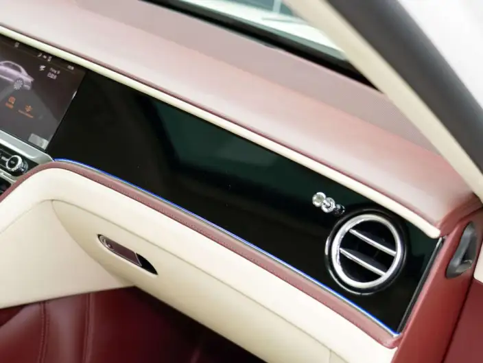 Continental Flying Spur 2022 Model 4.0T V8 Standard Edition – фото 8