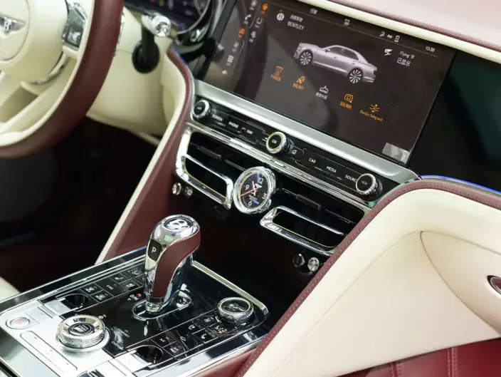 Continental Flying Spur 2022 Model 4.0T V8 Standard Edition – фото 9