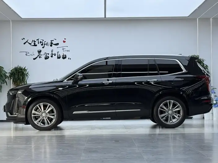 Cadillac XT6 2020 Model Facelift 28T VII seat Luxury Model – фото 3