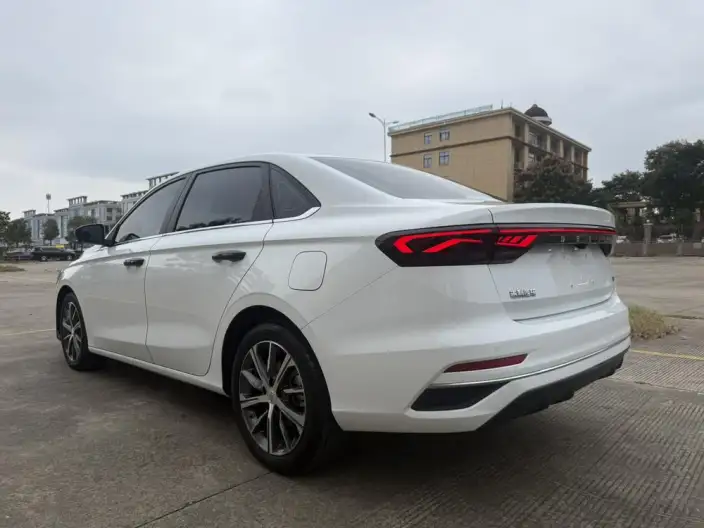 Geely Emgrand 2023 Model No. 4 Gen Champion Edition 1.5L CVT Noble Model – фото 5