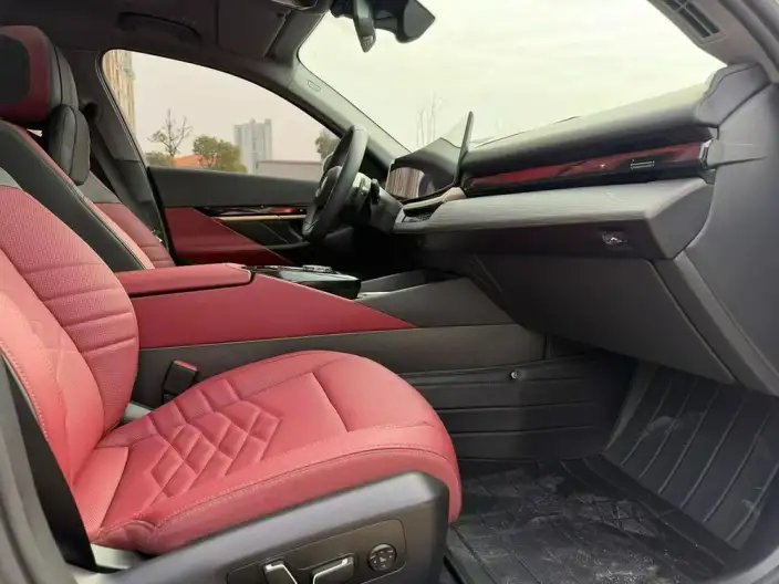 BMW 5 Series 2025 Model Facelift 530Li Exclusive Model M Sports Set – фото 8
