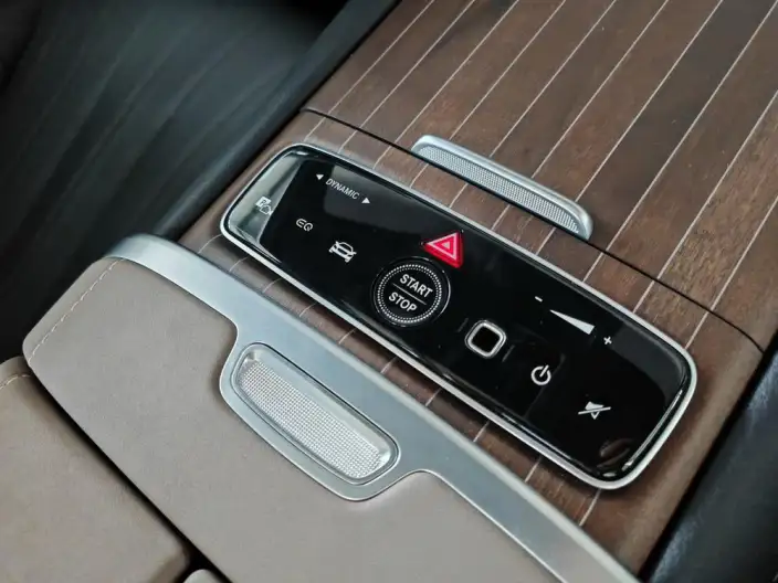 Mercedes-Benz EQS SUV 2023 Model EQS 450 4MATIC Pioneer Edition – фото 6