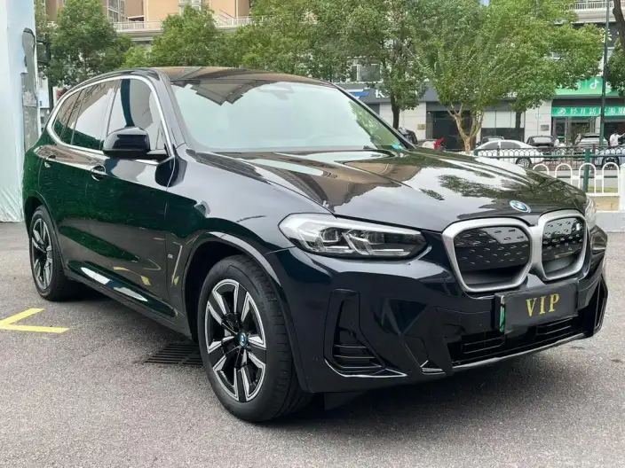 BMW iX3 2023 Model Leading Model – фото 3