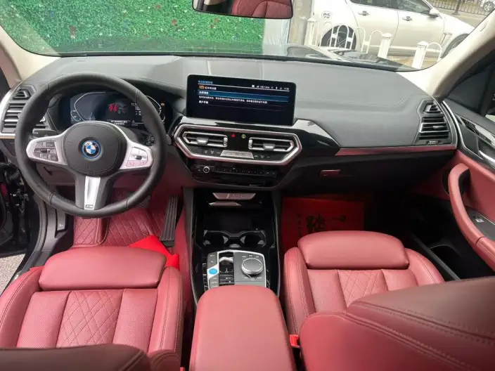 BMW iX3 2023 Model Leading Model – фото 7