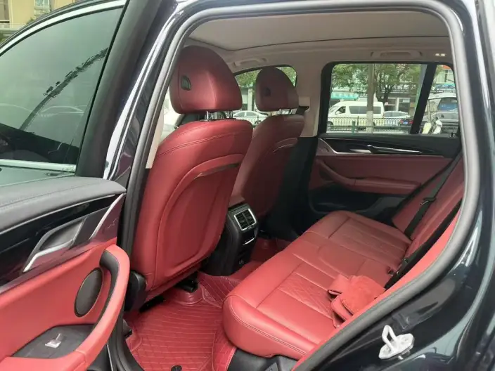 BMW iX3 2023 Model Leading Model – фото 9