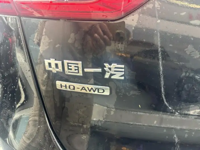 Hongqi HS5 2022 Model 2.0T Smart Flag Enjoy 4WD Edition – фото 8