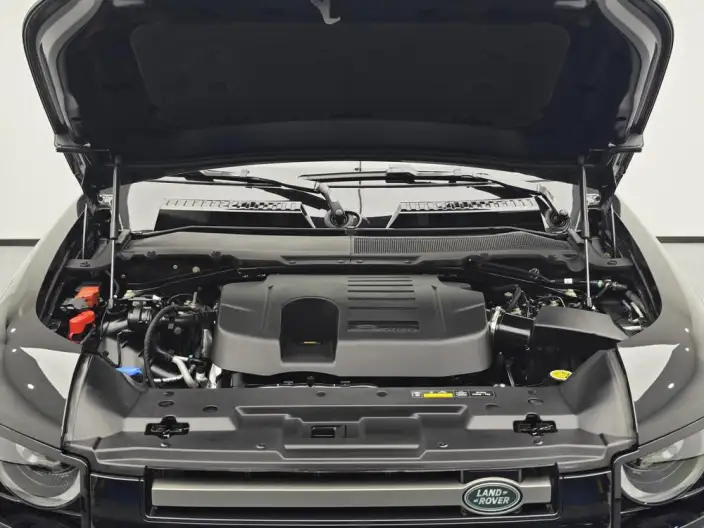 Land Rover Defender 2025 Model 110 3.0T P400 HSE X-Dynamic – фото 10