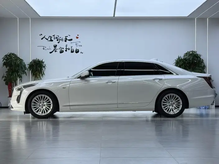 Cadillac CT6 2020 Model 28T Luxury Model – фото 3