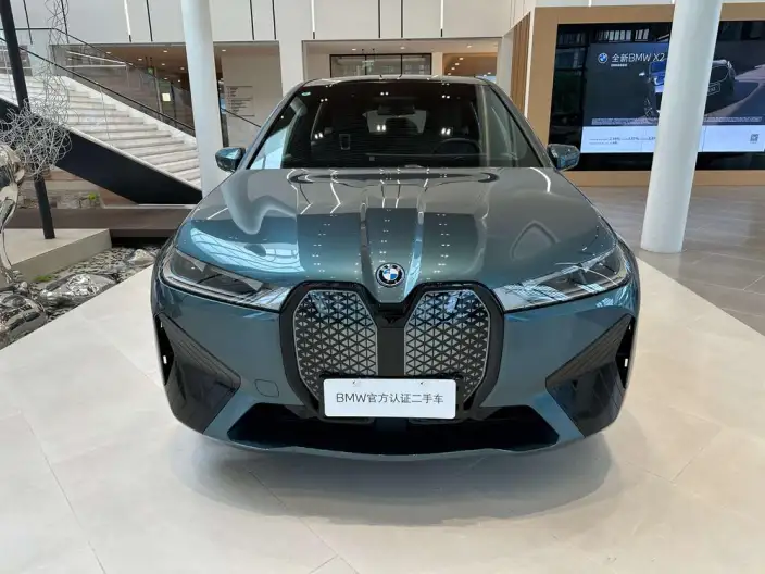 BMW iX 2022 Model xDrive40 – фото 2