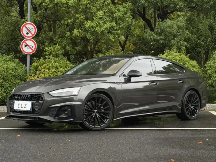 Audi A5 2022 Model Sportback 40 TFSI quattro Luxury Dynamic Model – фото 1