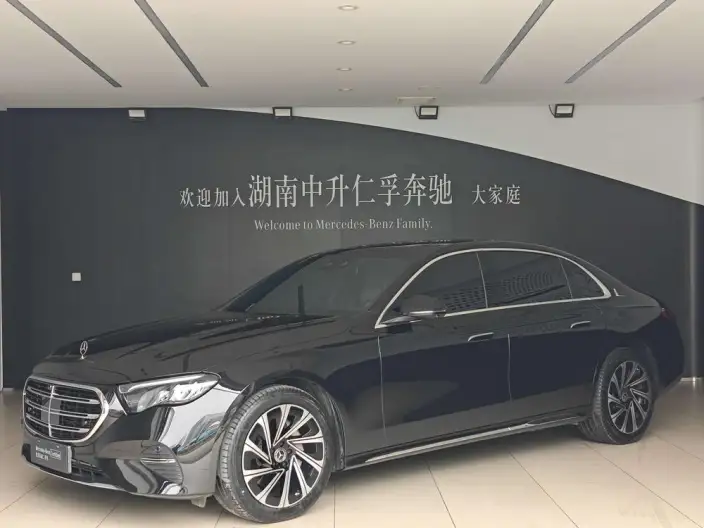 Mercedes-Benz E-Class 2025 Model E 300 L Luxury Model sedan – фото 1