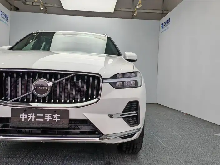 Volvo XC60 2025 Model B5 4WD Smart Range Deluxe Edition – фото 8
