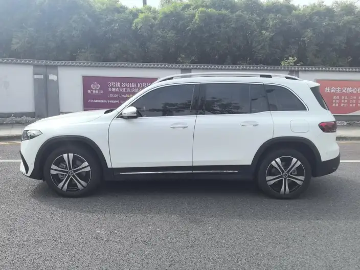 Mercedes-Benz EQB 2023 Model Facelift EQB 350 4MATIC – фото 4