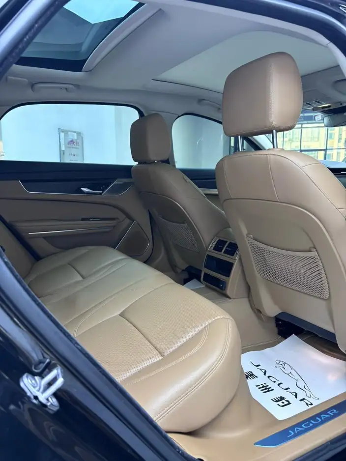 Jaguar XFL 2024 Model 2.0T P250 2WD Exclusive Deluxe Edition – фото 8