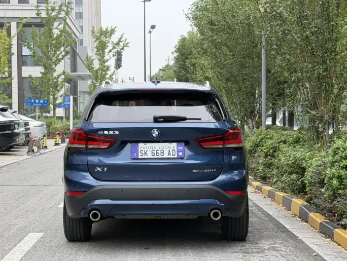 BMW X1 2021 Model Facelift sDrive20Li Fashion Model – фото 4