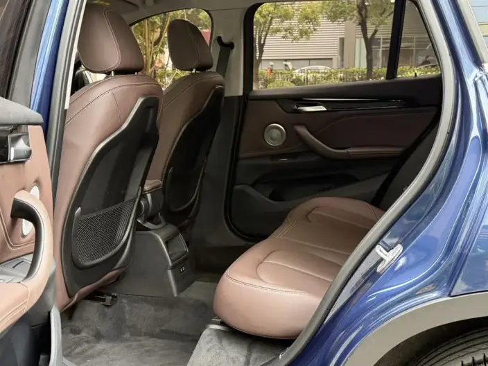 BMW X1 2021 Model Facelift sDrive20Li Fashion Model – фото 9