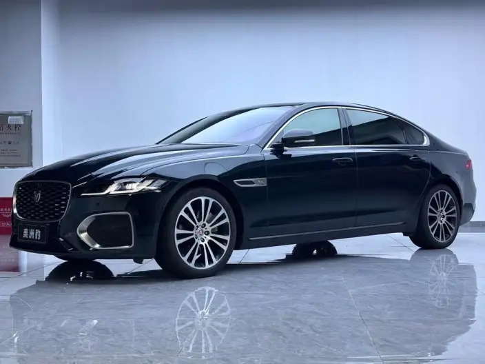 Jaguar XFL 2023 Model 2.0T P250 2WD Exclusive Deluxe Edition