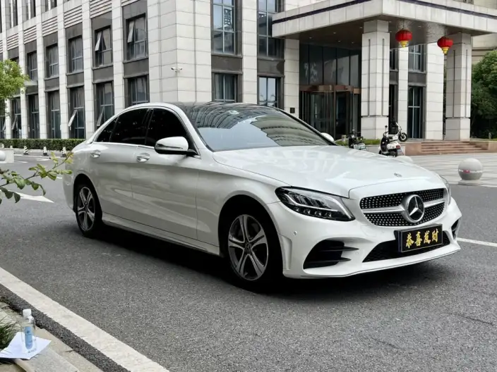 Mercedes-Benz C-Class 2020 Model Facelift C 260 L Sports Edition – фото 3