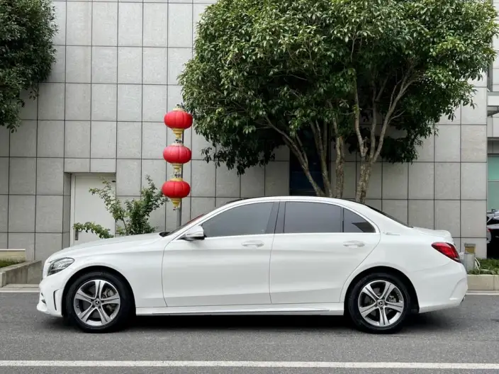 Mercedes-Benz C-Class 2020 Model Facelift C 260 L Sports Edition – фото 4