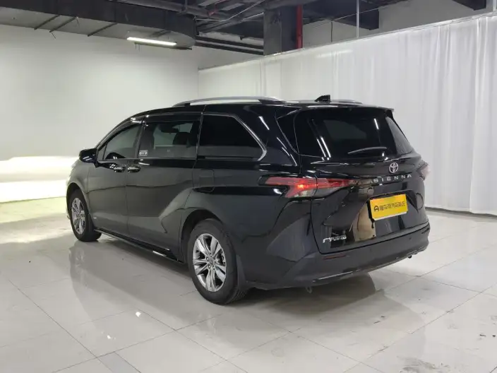 Toyota Sienna 2024 Model Hybrid 2.5L Comfort Edition – фото 5
