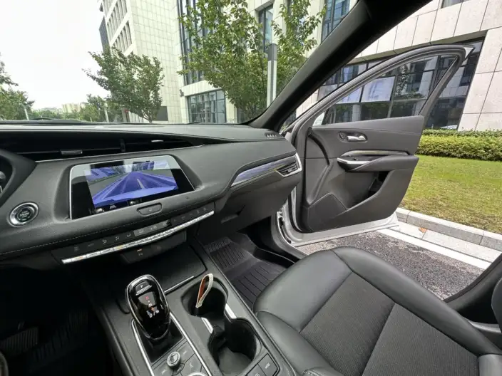 Cadillac XT4 2021 Model 28T 2WD Tech Model – фото 9