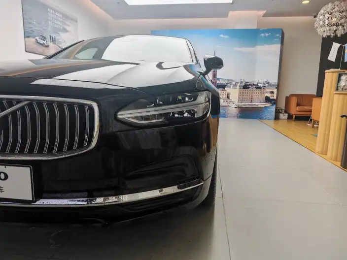 Volvo S90 2025 Model B5 Smart Range Deluxe Edition – фото 8