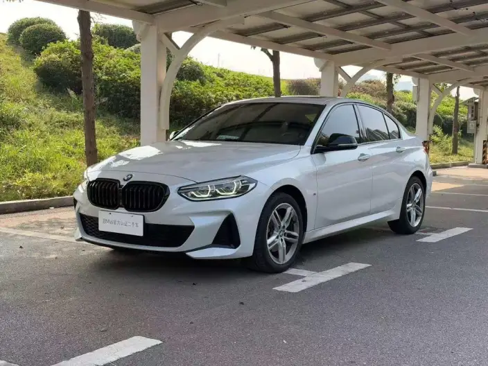 BMW 1 Series 2021 Model Facelift 120i M Sports Night Edition – фото 1