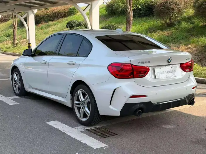 BMW 1 Series 2021 Model Facelift 120i M Sports Night Edition – фото 5