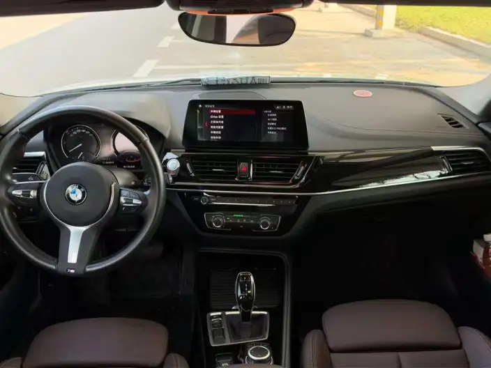 BMW 1 Series 2021 Model Facelift 120i M Sports Night Edition – фото 10