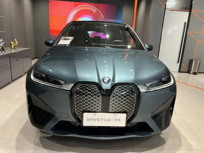 BMW iX 2023 Model xDrive40 – фото 2