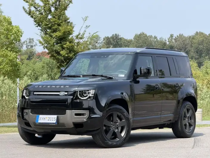 Land Rover Defender 2025 Model 110 3.0T P400 HSE X-Dynamic – фото 1